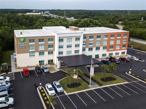 Holiday Inn Express & Suites Greenville